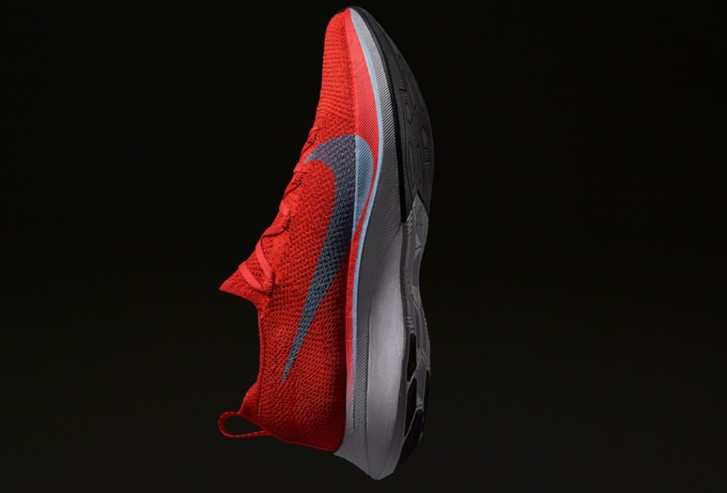 ズームヴェイパーフライ4％フライニット、世界を魅了するシューズを