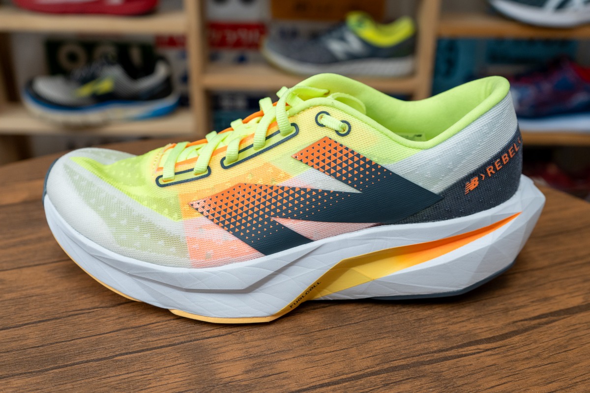 ニューバランス『FuelCell Rebel v4』はさらに使いやすく進化。その