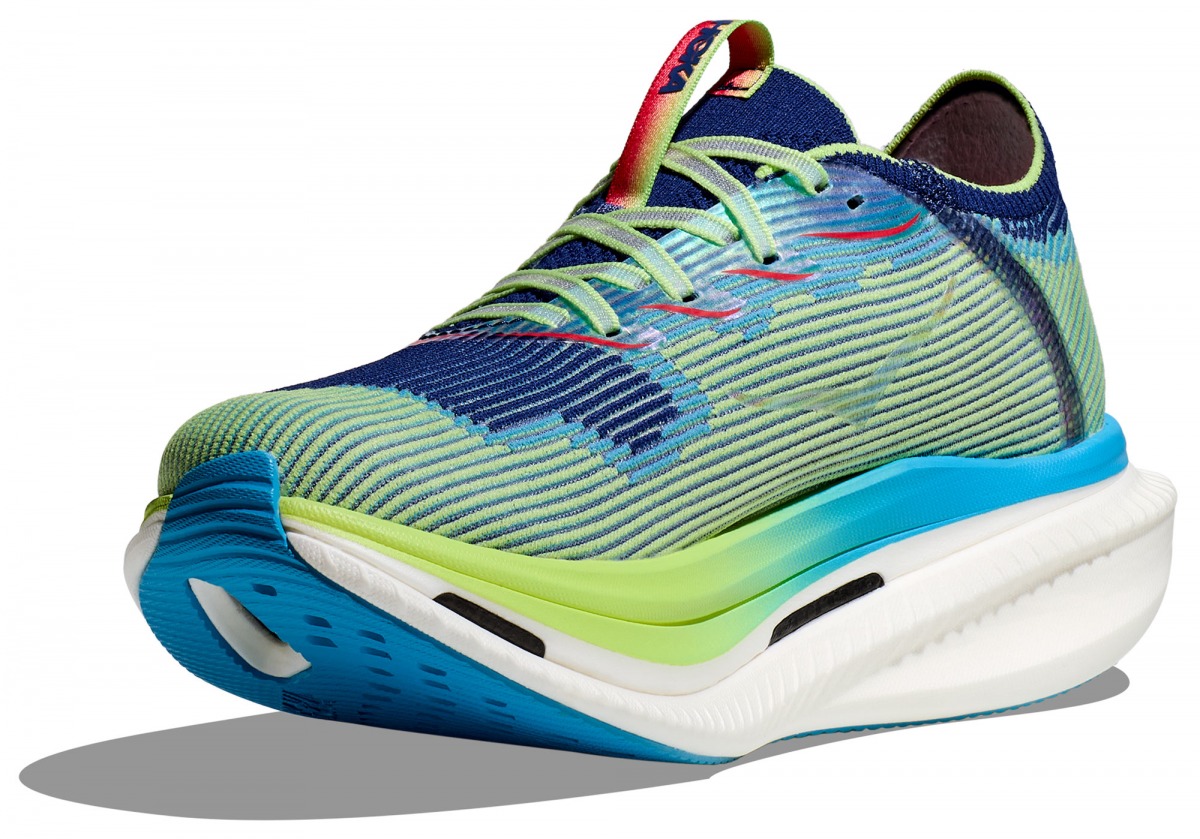 ホカ（HOKA）の最新厚底レーシングシューズ「CIELO X1」が登場
