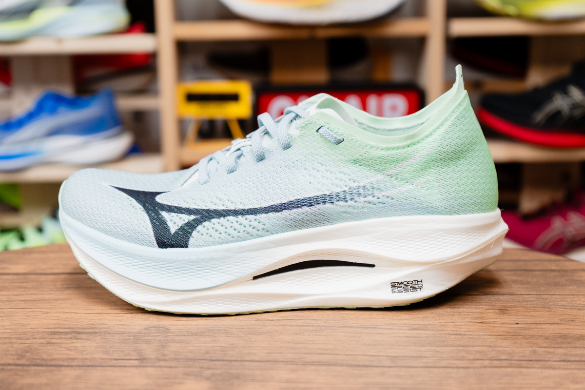 ミズノ】新作レーシングシューズ『ウェーブリベリオン プロ 3』『プロ