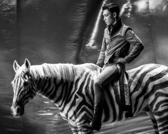 YESASIA: T.O.P Special Edition [Doom Dada] (Photobook + CD) ギフト