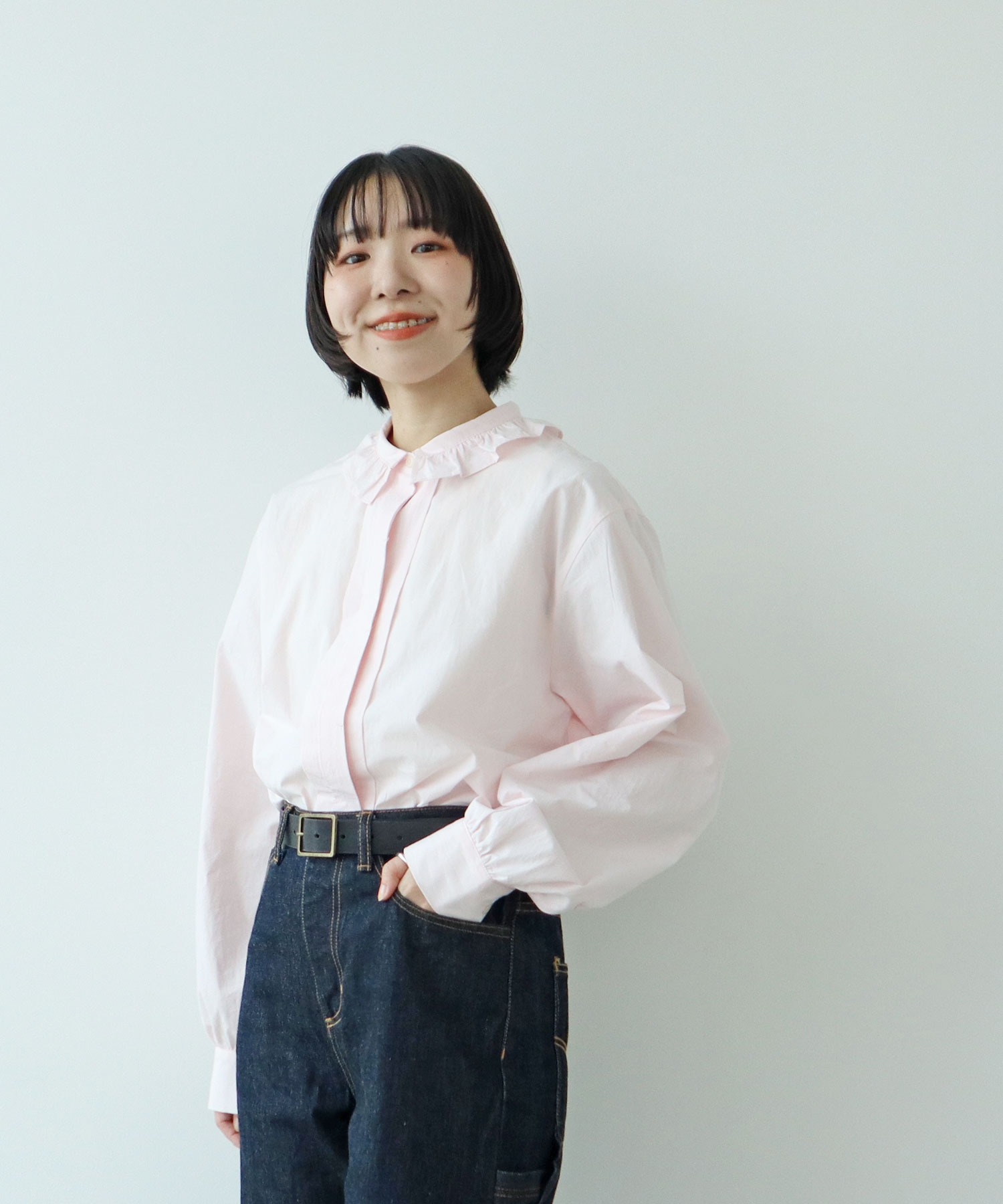 AMBIDEX Store △〇グランジウォッシュ 衿先フリルタックブラウス(F