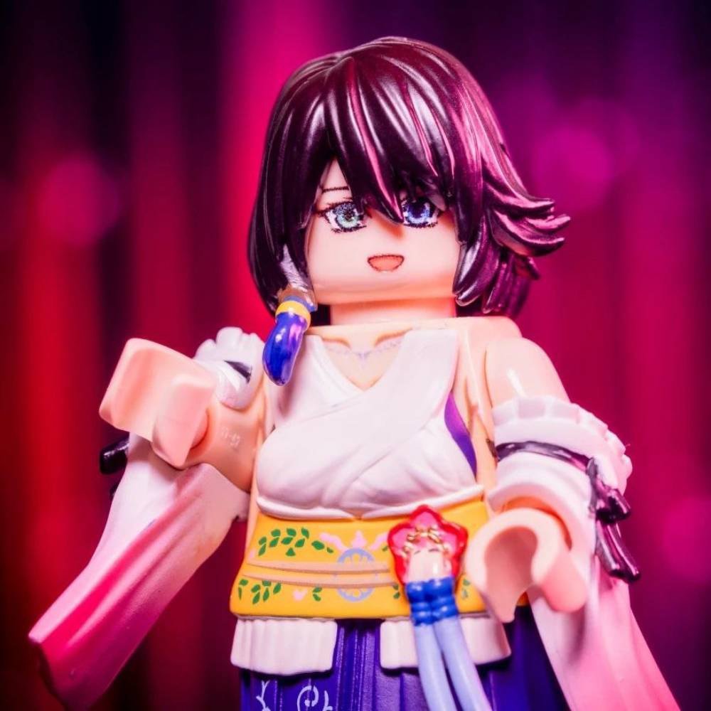 Final Fantasy X Yuna | Loot A Brick