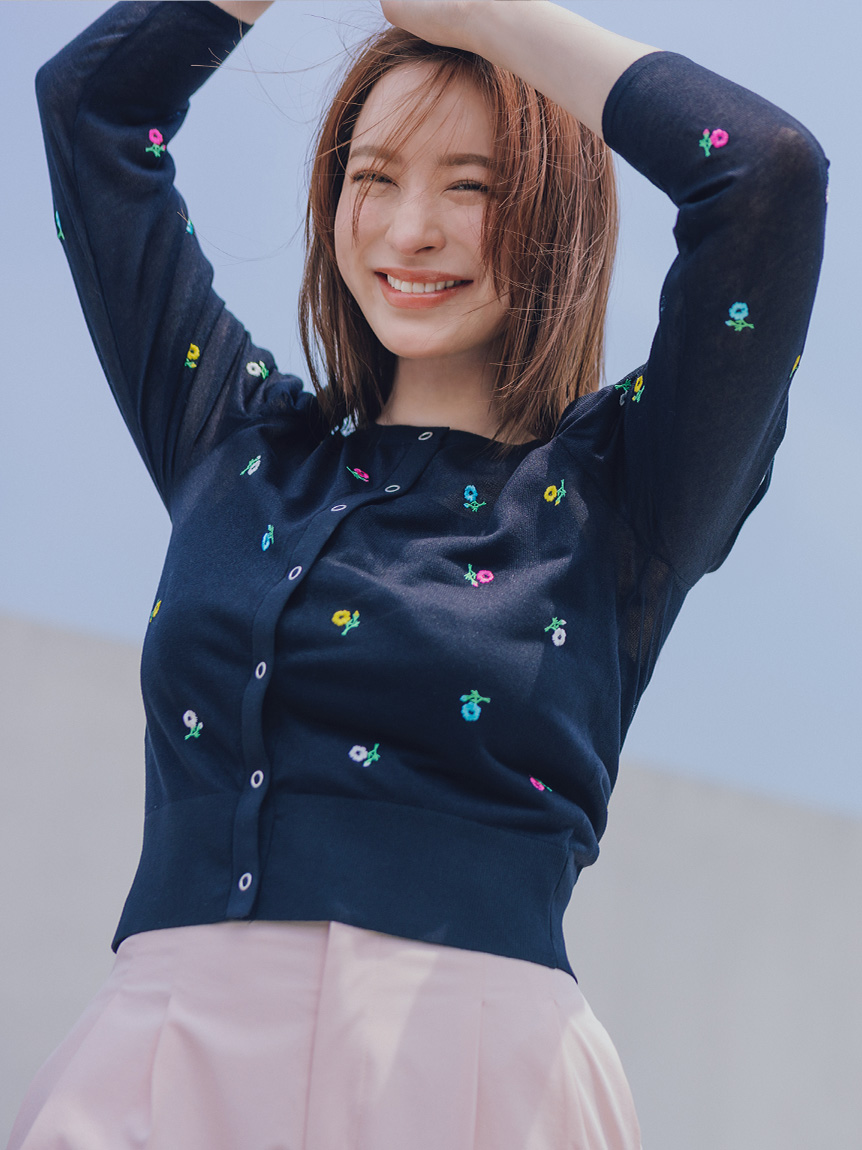 限定カラーあり】多機能フラワーエンブロイダリーカーディガン