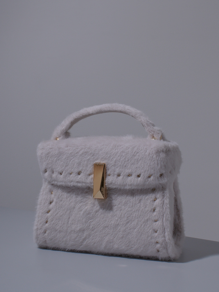 リュタン】ビジュースタッズファーポシェット(ポシェット)｜BAGS