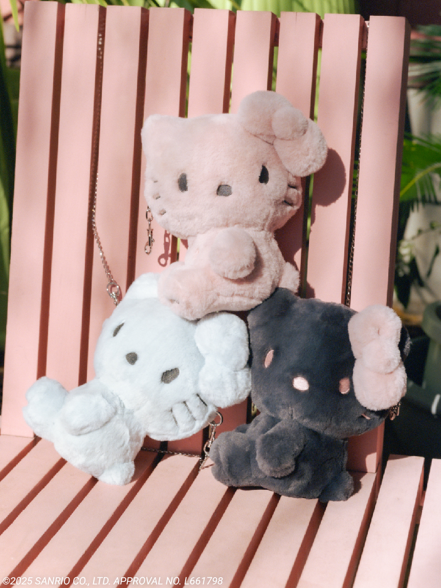 WEB・一部店舗限定カラー】HELLO KITTYぬいぐるみショルダー