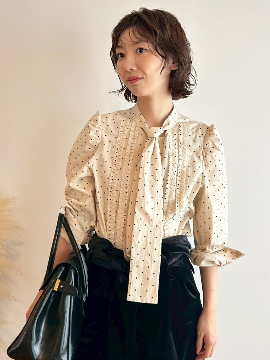 トップス｜LILY BROWN（リリーブラウン）の通販サイト【公式】