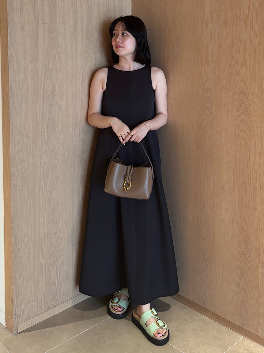 ドライタッチサテンソリッドワンピース(マキシ・ロングワンピース