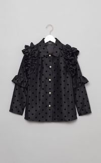 hue DAY TO EVENING｜フリルスリーブパールドットプラウス