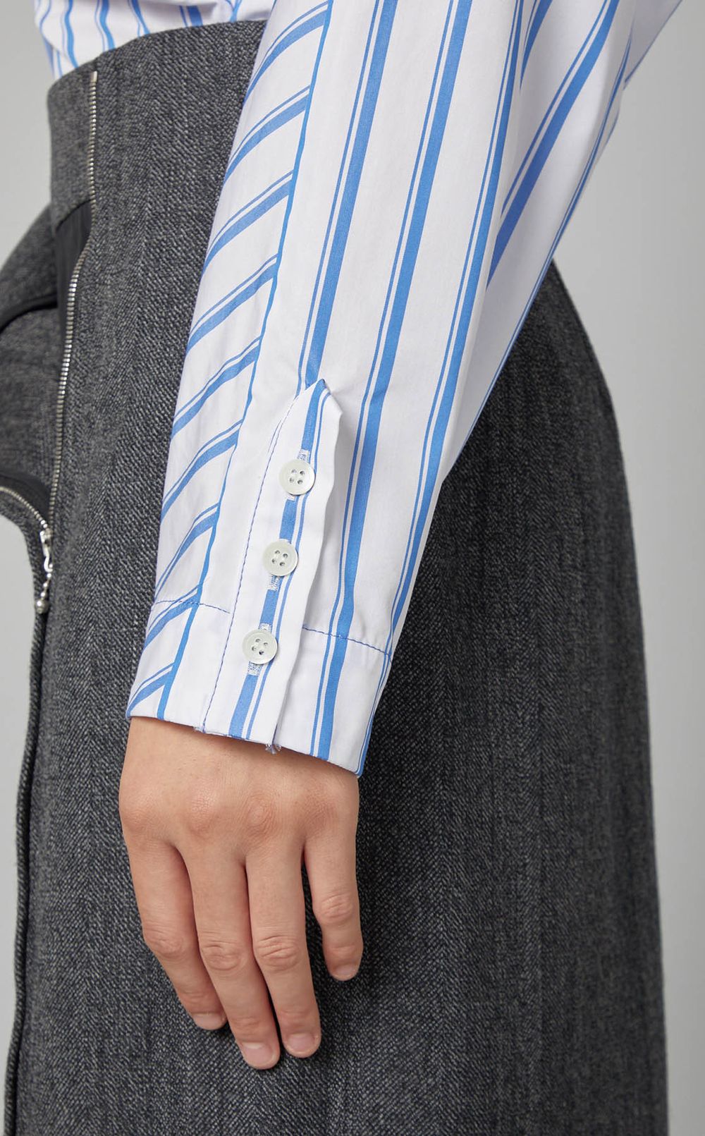 AKIKOAOKI｜ビッグカラーストライプシャツ