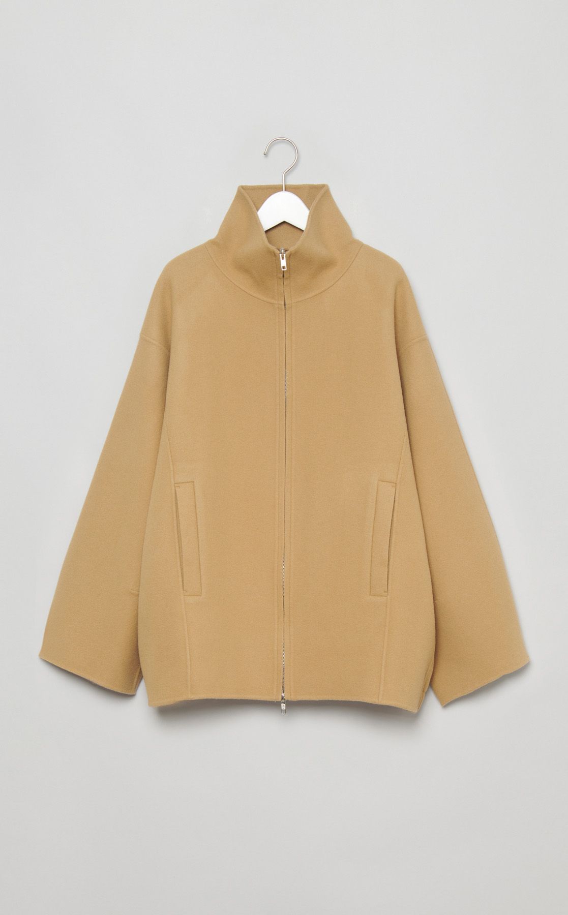 ETRÉ TOKYO｜メルトンスタンドネックリバーブルゾン