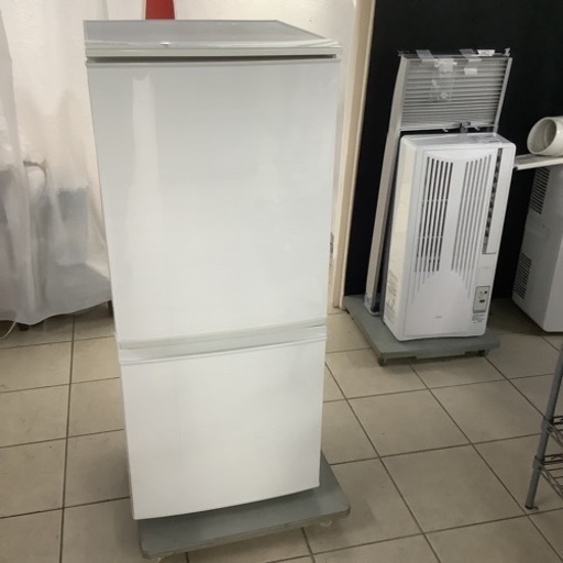 冷蔵庫 SJーD14CーW SHARP 2016年製 【公式通販】