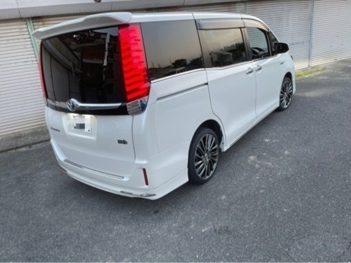 ❤️送料無料❤️80系ヴォクシー テールランプ スモーク ダズ