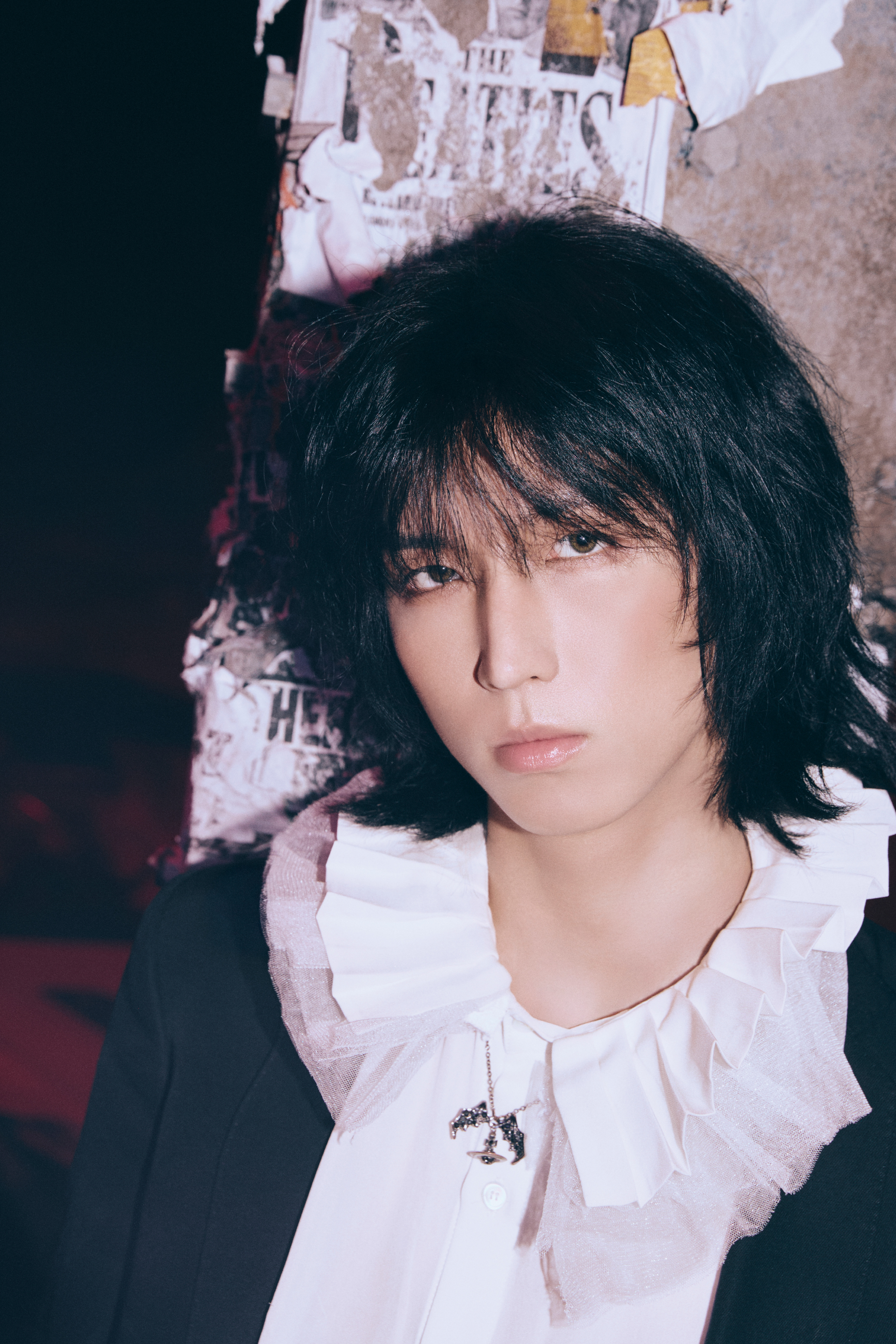 Xdinary Heroes : Gallery