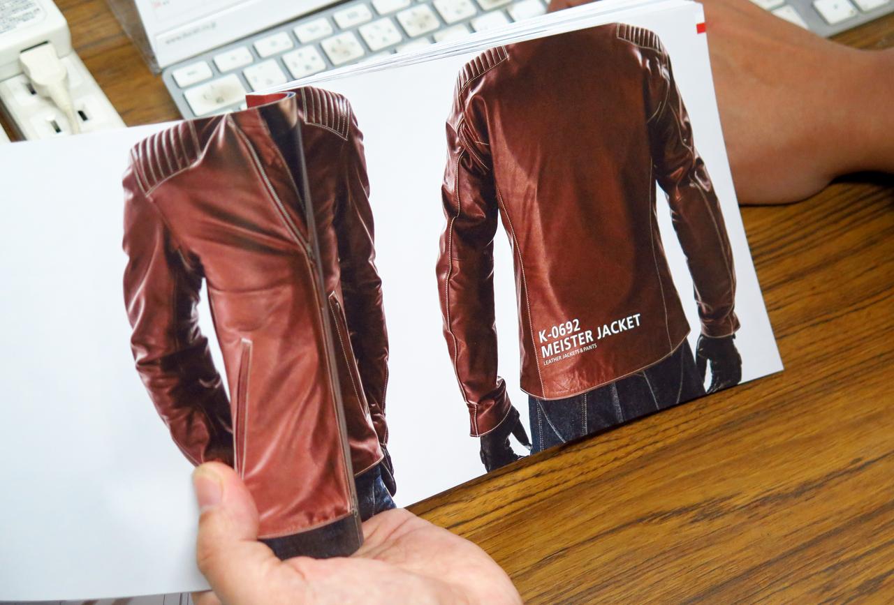 クシタニの「2019年総合カタログ」が完成＆無料配送を開始！ パラパラ