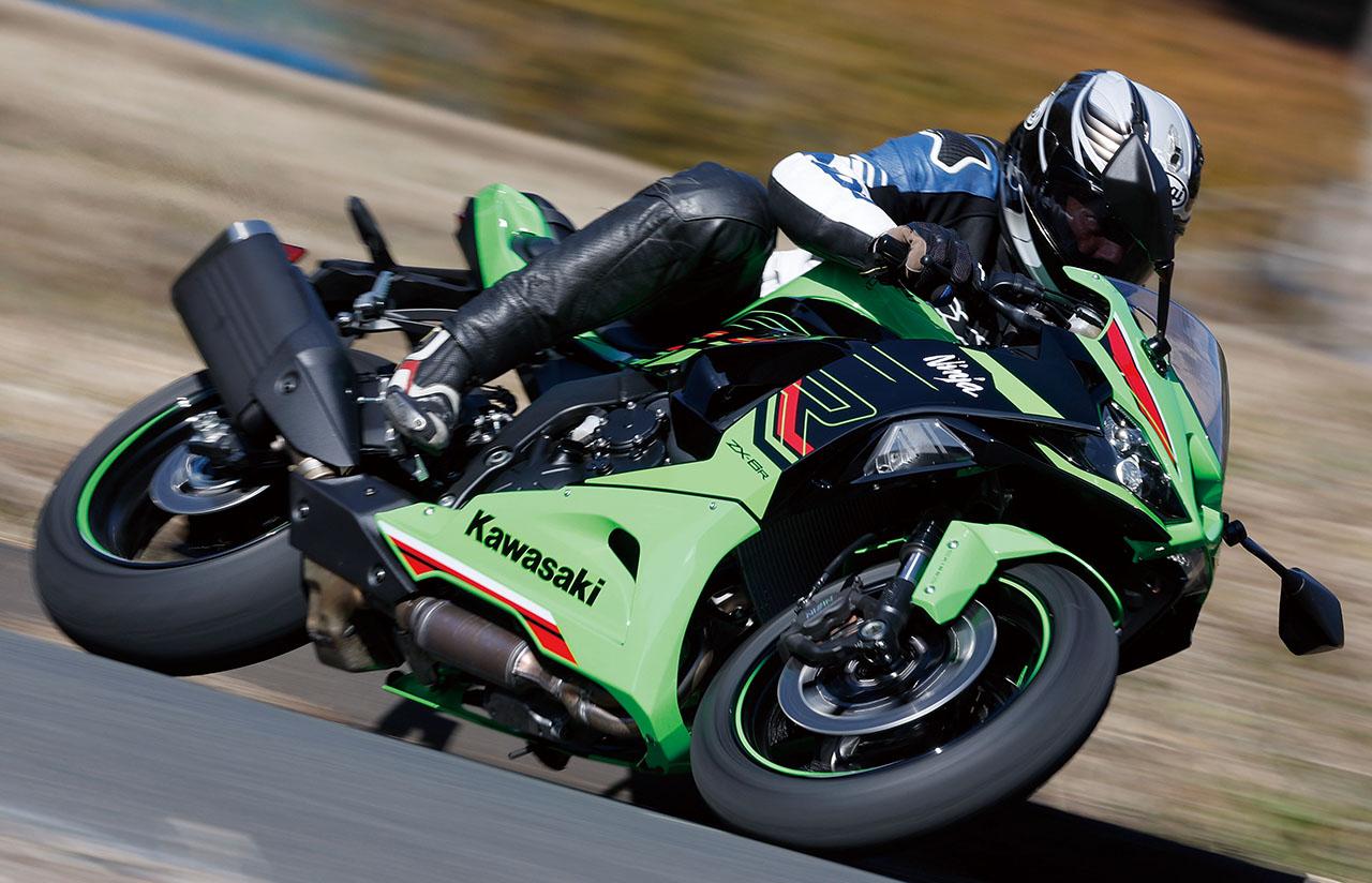 カワサキ新型「Ninja ZX-6R」インプレ｜精悍マスクにアップデートした