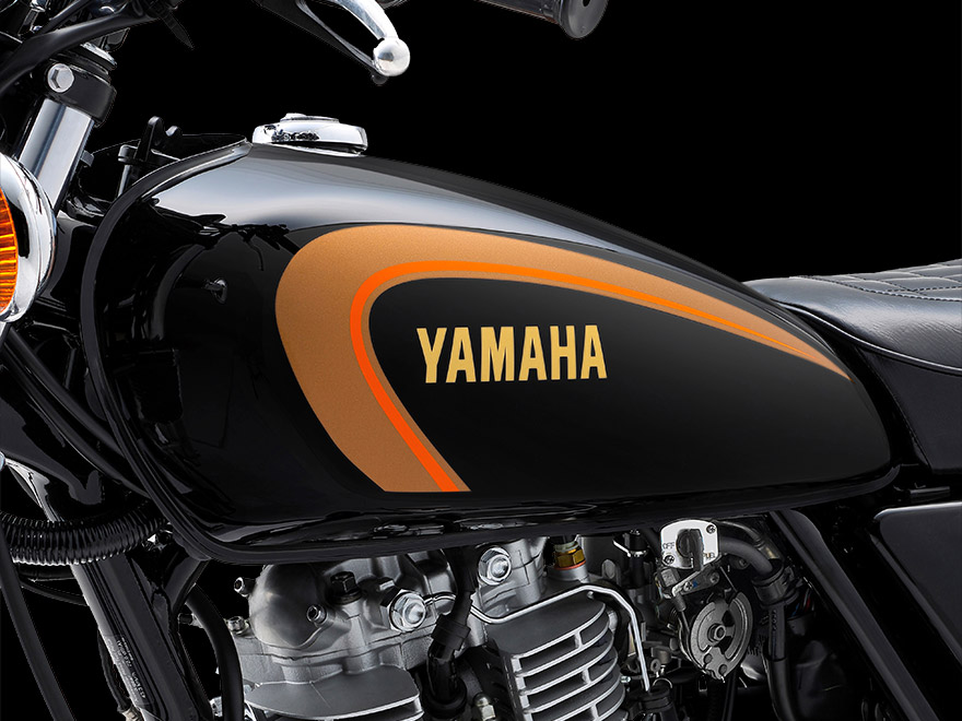 ヤマハ「SR400」の初期型復刻外装セットをワイズギアが発売！ 受注期間