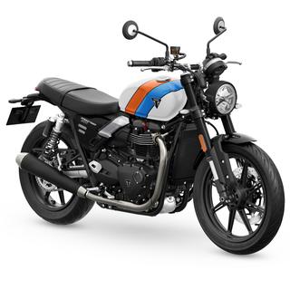 トライアンフ新型「スピードツイン900」発表！ 2025年モデルは倒立