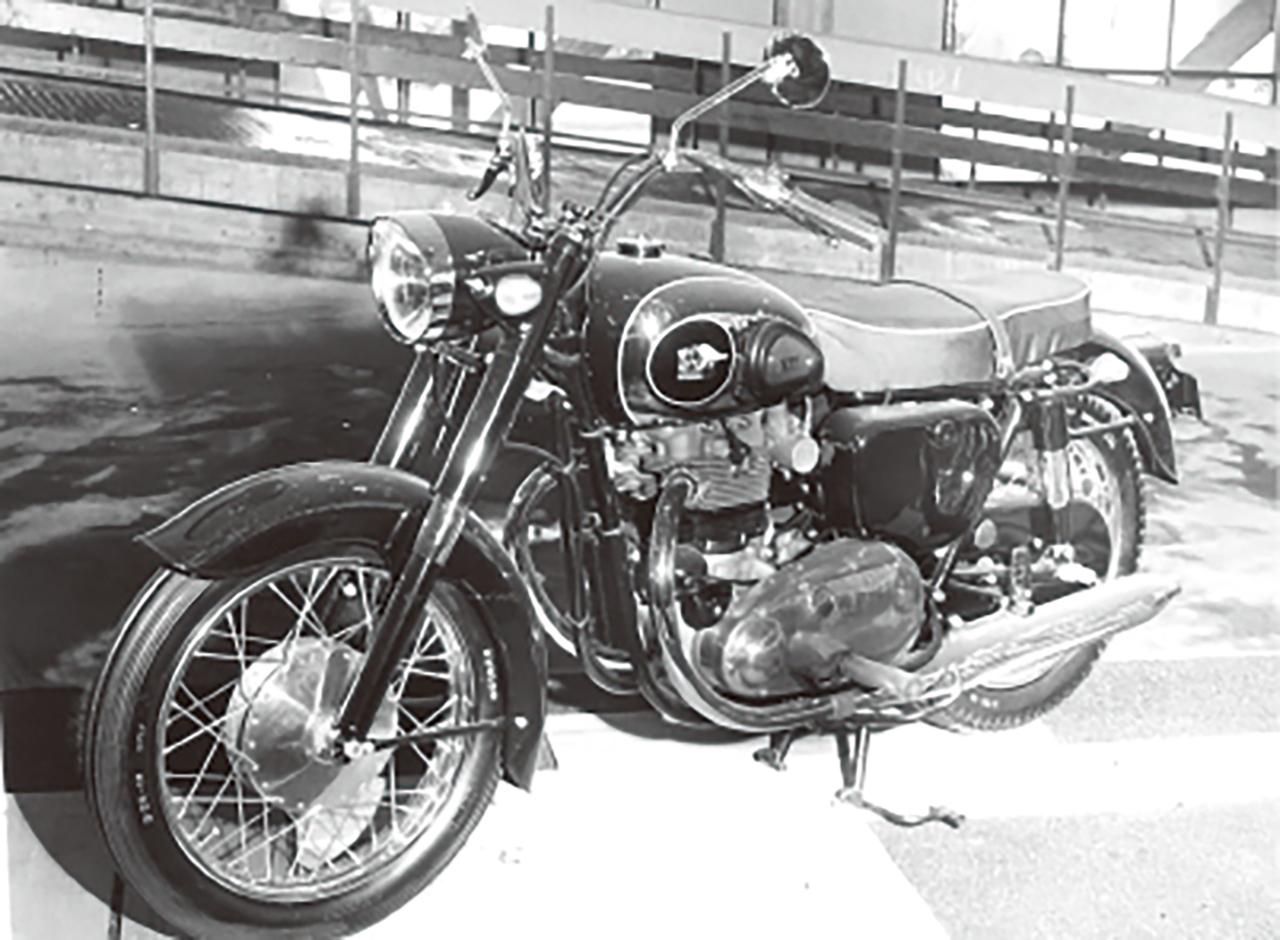 カワサキ「650-W1」の系譜｜ビッグバイクの礎を築いたWの血統【バイク