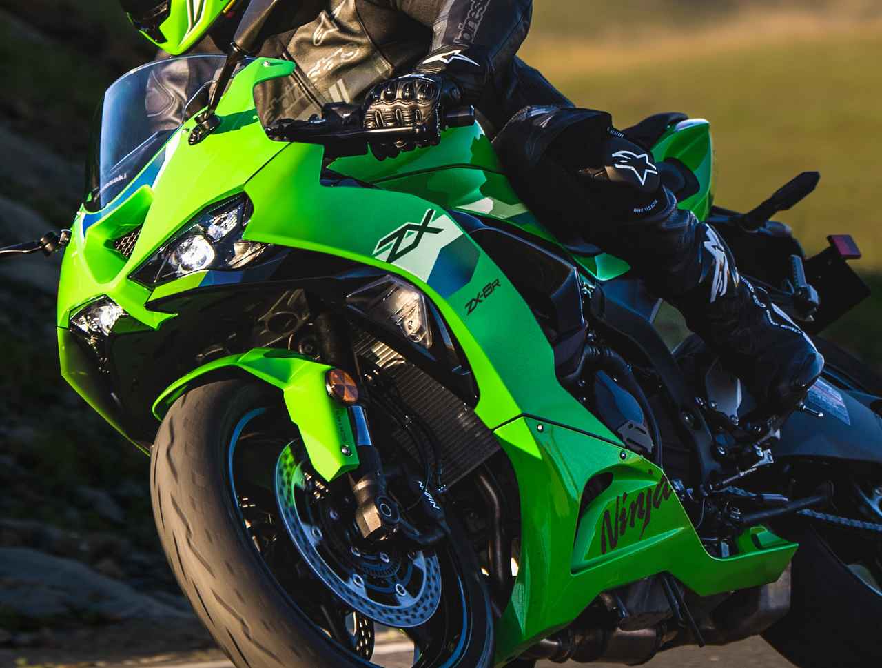 ストリート＆サーキットでも文句なし！ カワサキ「Ninja ZX-6R」が発売