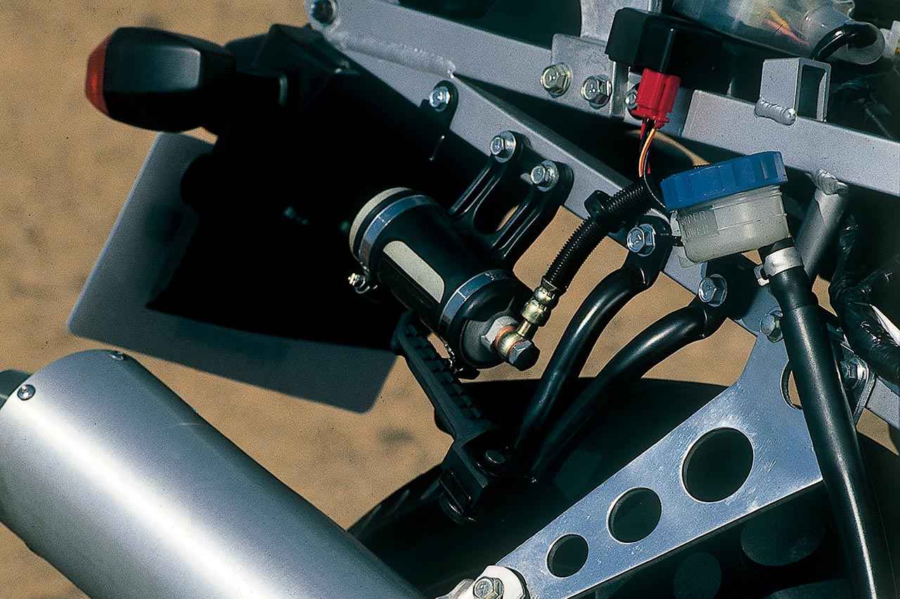 カワサキ「ZXR400（ZX400H）」（1989年）｜活き活きと回るエンジンに