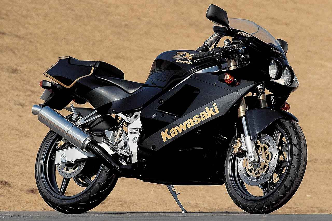 カワサキ「ZXR250（ZX250A）」（1989年）｜レプリカ分野の遅れを帳消し