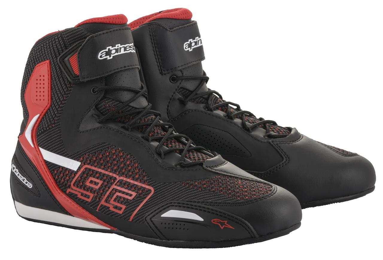 足元からチャンピオン気分！ MotoGPライダー〈マルク・マルケス〉と