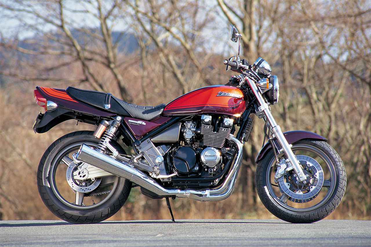 絶版名車解説 カワサキ「ゼファーχ」1996年｜4バルブユニットで華麗に