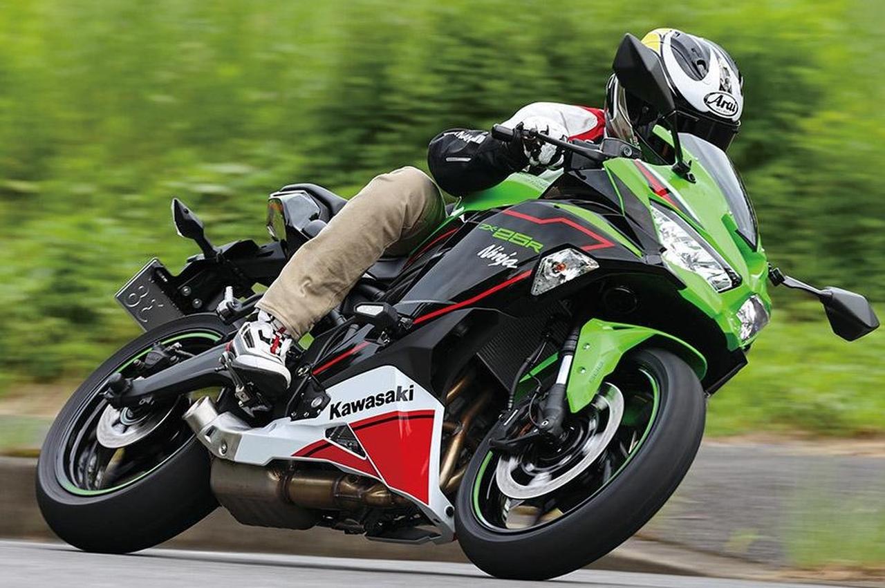 インプレ】カワサキ「Ninja ZX-25R SE KRTエディション」｜250cc唯一の