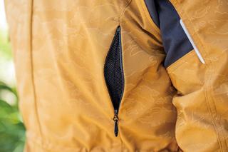 カワサキ×クシタニ「ウィンターフィンジャケット」【2022-2023秋冬