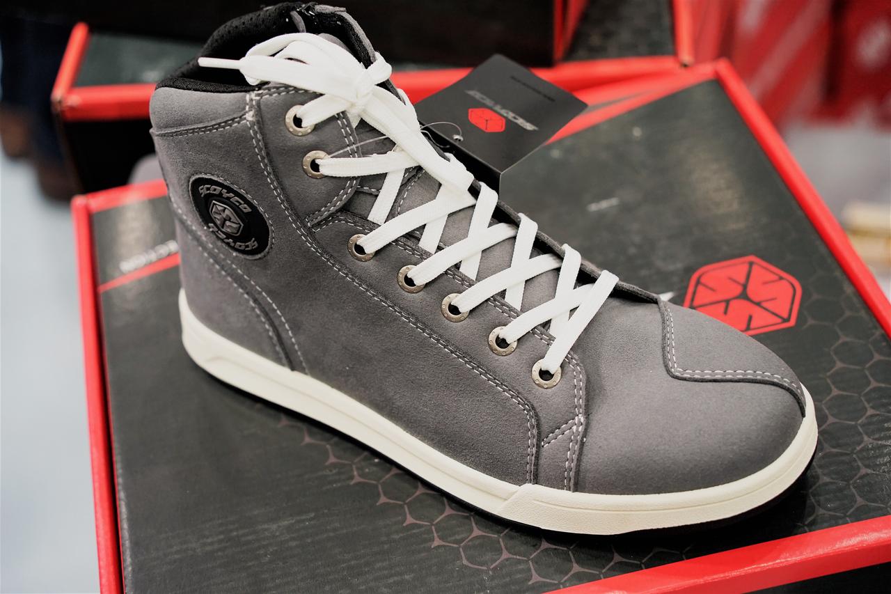 SCOYCO（スコイコ）の新作ライディングシューズはJAPAN FITモデル