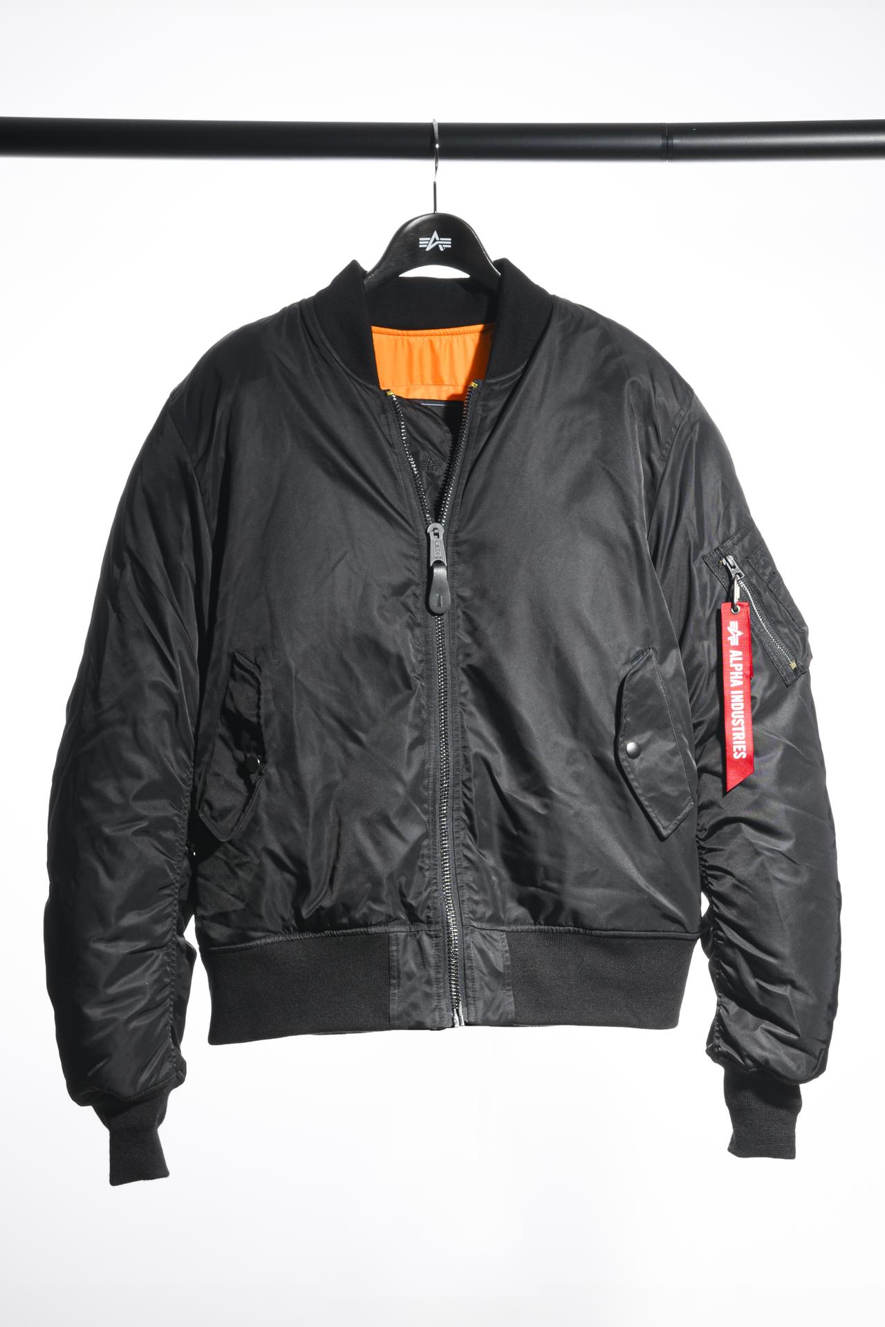 ALPHA INDUSTRIES JAPANがライダー向けに専用開発 プロテクター付きの