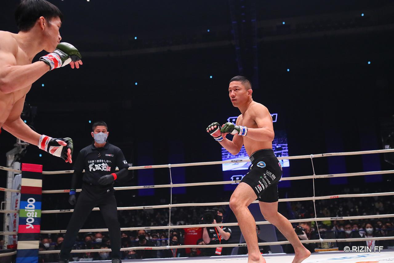 試合結果】Yogibo presents RIZIN.26 第15試合／朝倉海 vs. 堀口恭司