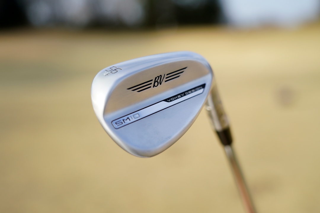 タイトリストのニューウェッジ「ボーケイSM10」を最速試打！ 構え