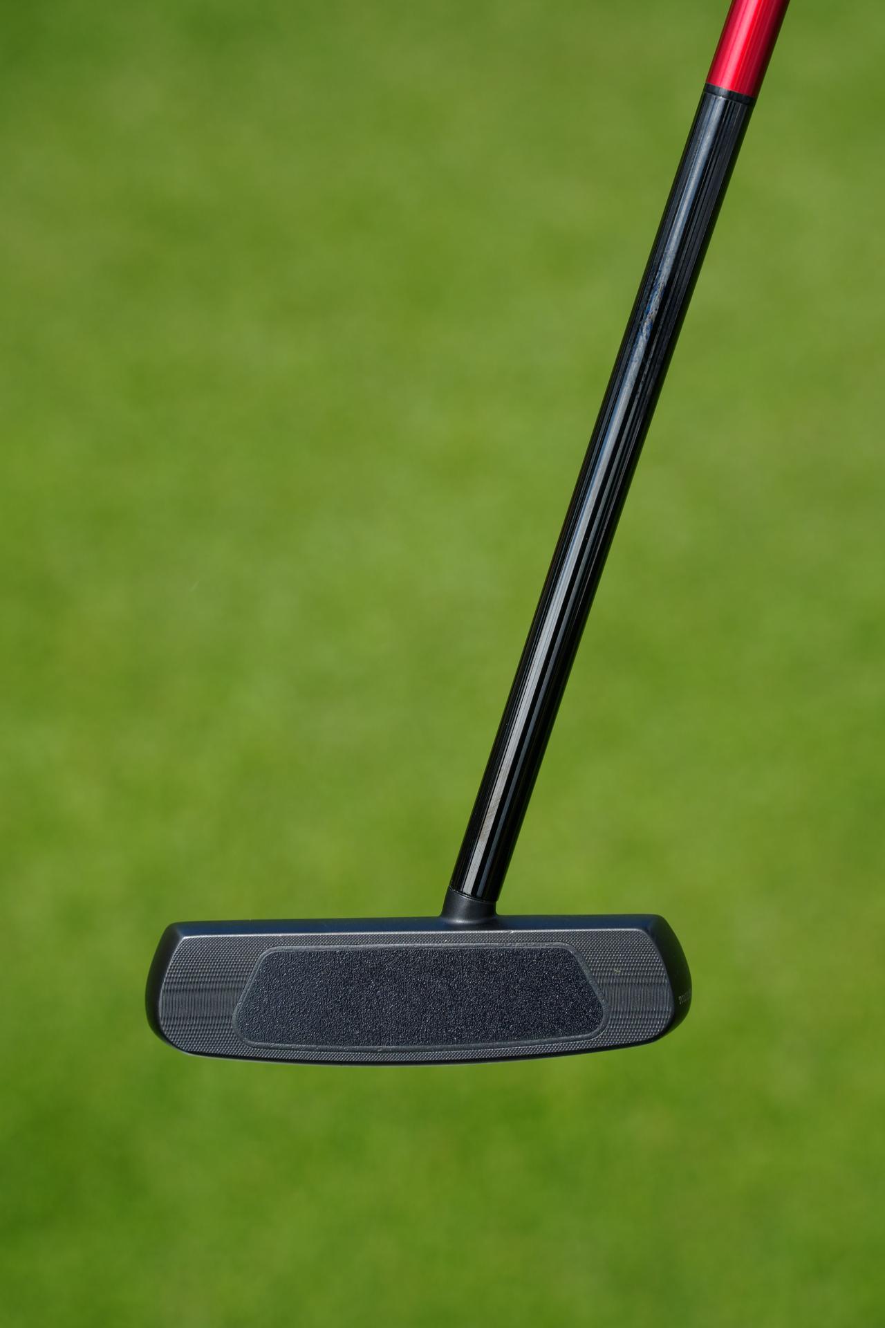 PT/オデッセイ ホワイト・ホット ブラックシリーズ ♯5CS - 岩井千怜の