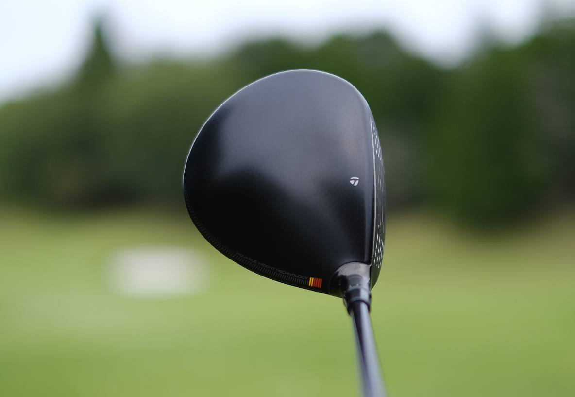 復活の名器が左利きゴルファーにも！ テーラーメイド「r7 Quad」ミニ