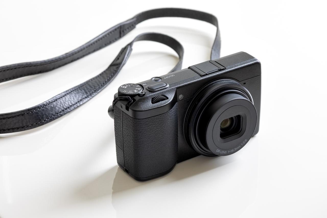 New Model Impression RICOH GR Ⅳ 実勢価格：19万4800円（税込