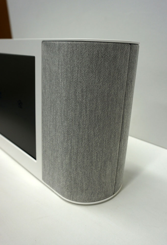 パナソニックの新提案、モニター付きワイヤレススピーカー「SC-VA1