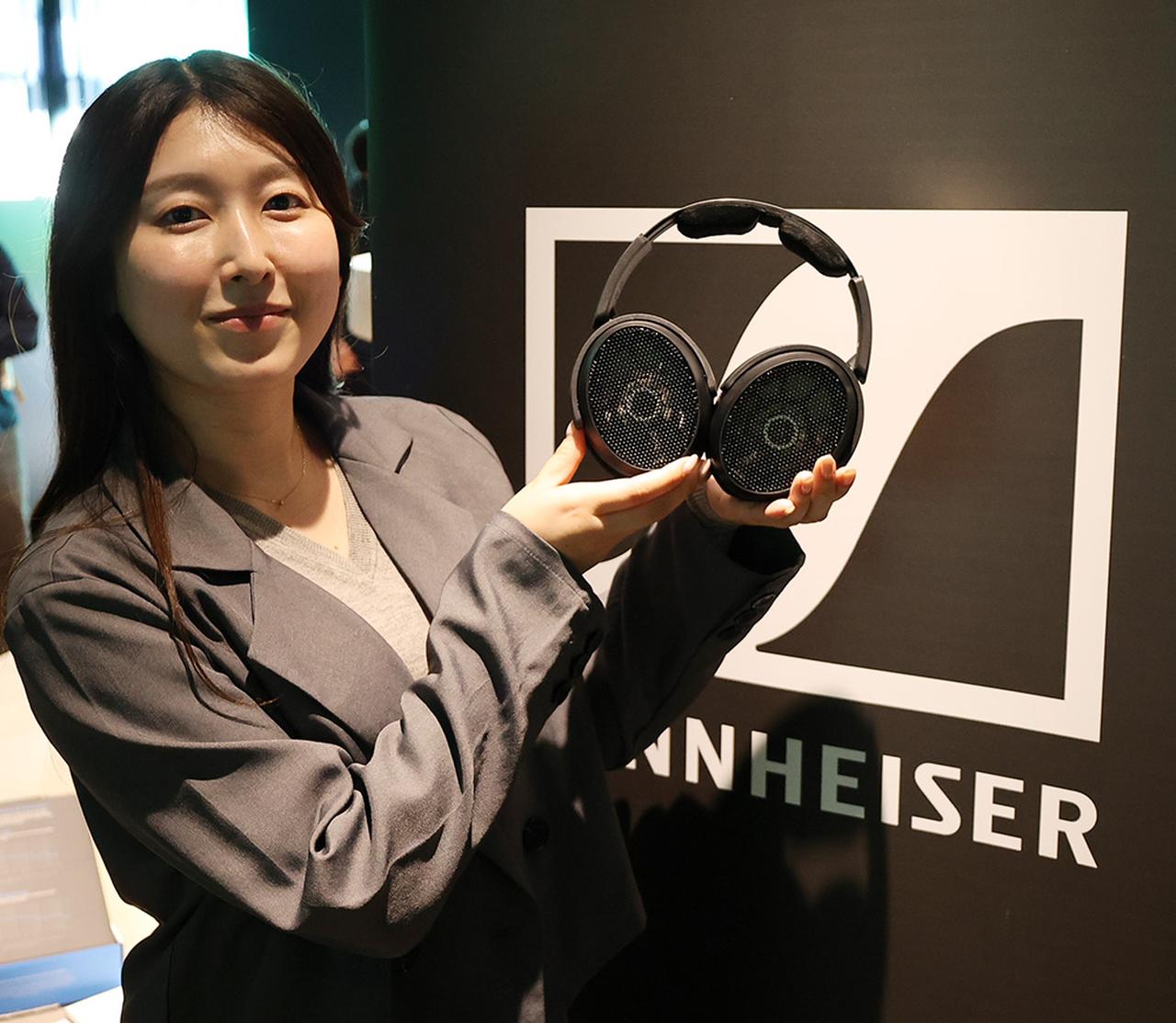 ゼンハイザー、スタジオ用ヘッドホンのフラッグシップモデル「HD 490