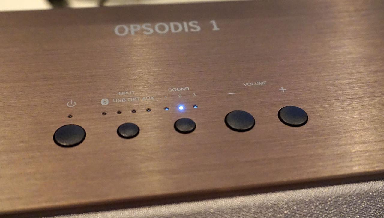 小型＆シンプルなワンバースピーカーで、ここまでの立体感が再現できる