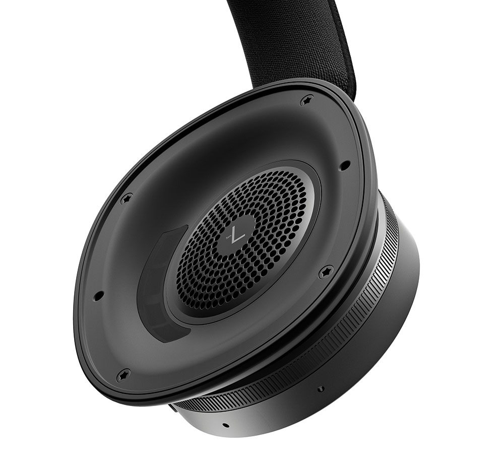 Bang & Olufsenが、ノイズキャンセリング機能付きヘッドホン「Beoplay