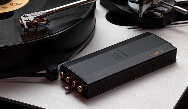 イギリス、iFiオーディオから小型＆ハイエンドなフォノイコライザー