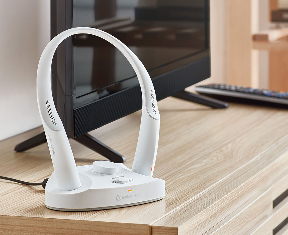 オーディオテクニカ初のワイヤレスネックスピーカー。テレビ視聴が快適