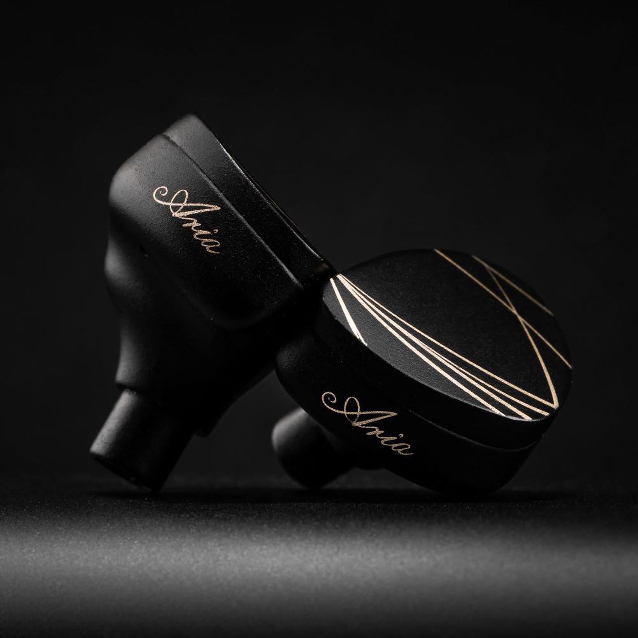 水月雨、応答性に優れ、滑らかなサウンドが楽しめる有線イヤホン「Aria