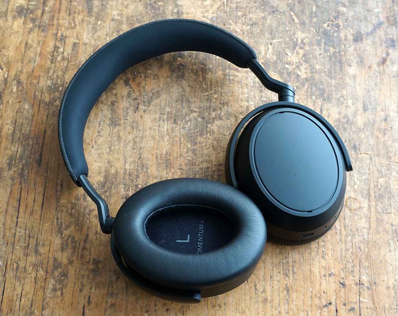 ゼンハイザー「MOMENTUM 4 Wireless」を、色々なソースと環境で