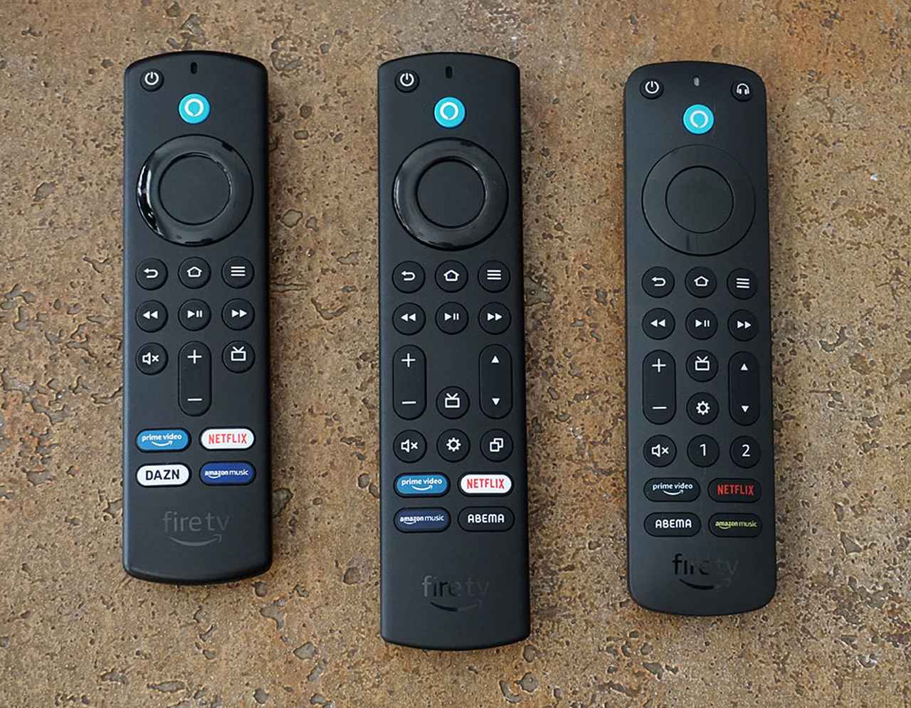 アマゾンの「Alexa対応音声認識リモコン Pro」は、ホームシアター