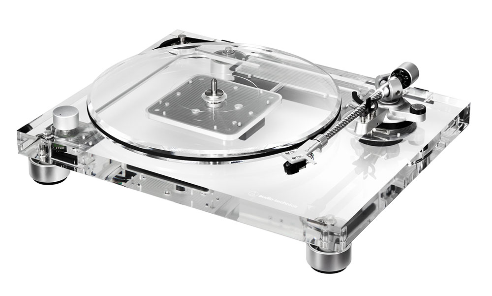 オーディオテクニカが、60周年記念ターンテーブル『AT-LP2022』を数量