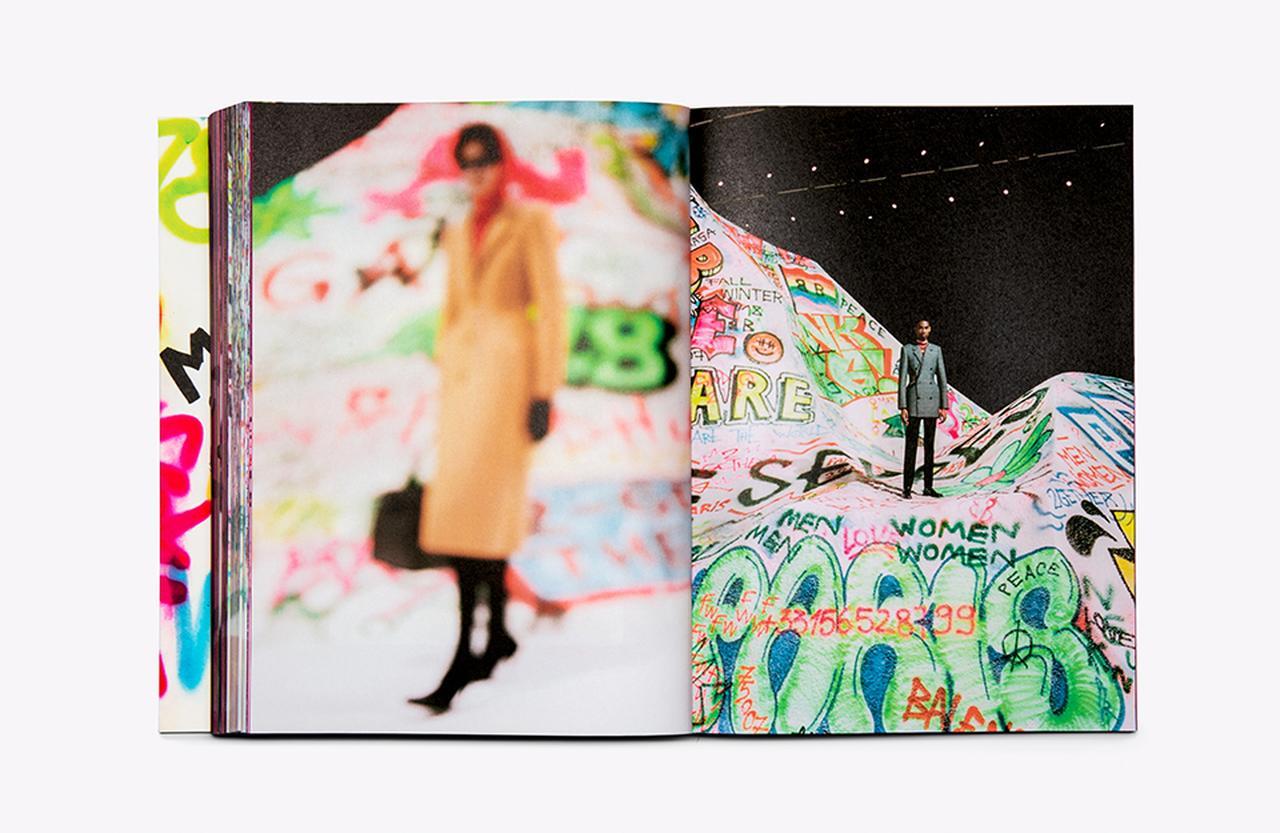 TJ News デムナ・ヴァザリアが ビジュアルブックで表現した 物語として