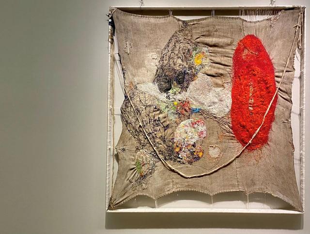 工芸と現代アートをしなやかに越境する 6名の作家の作品が集結。 国立