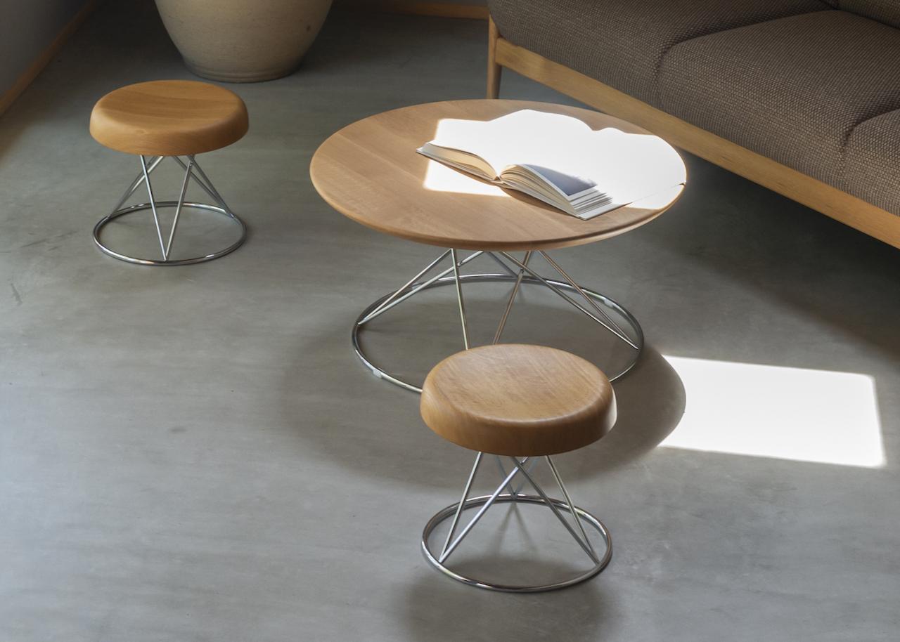 美しい木の丸テーブル。 秋田木工、飛騨産業、天童木工ほか 日本の職人